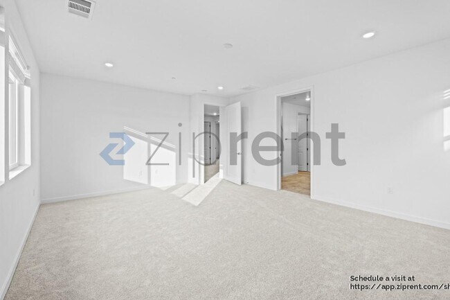 Building Photo - 1747 Tornillo Ave