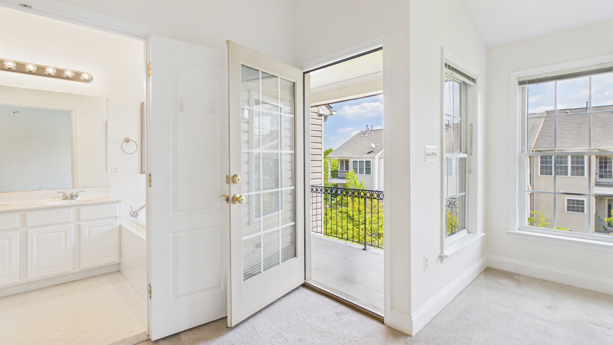 Building Photo - 25807 Turlough Ter