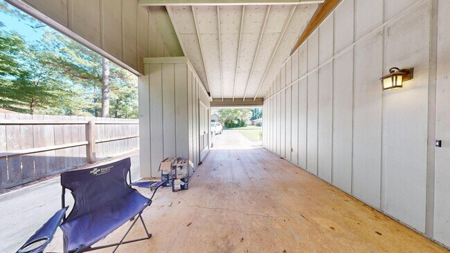 Building Photo - Shelton Woods Single Family