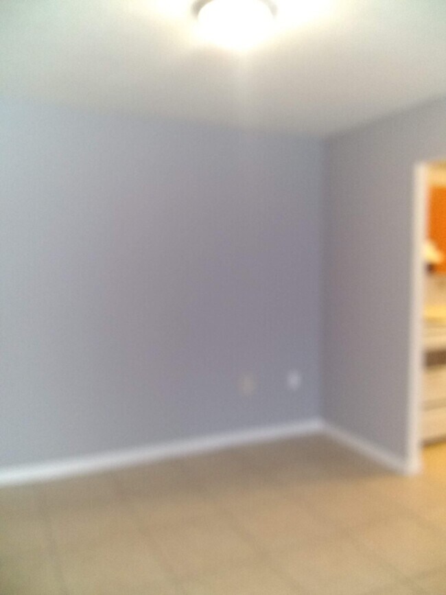 The Dinning room - 405 Executive Center Dr