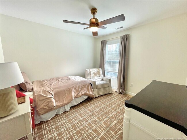 Building Photo - 126 Watchmen Ln