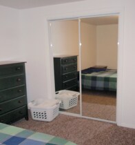 Building Photo - 808 Smits St