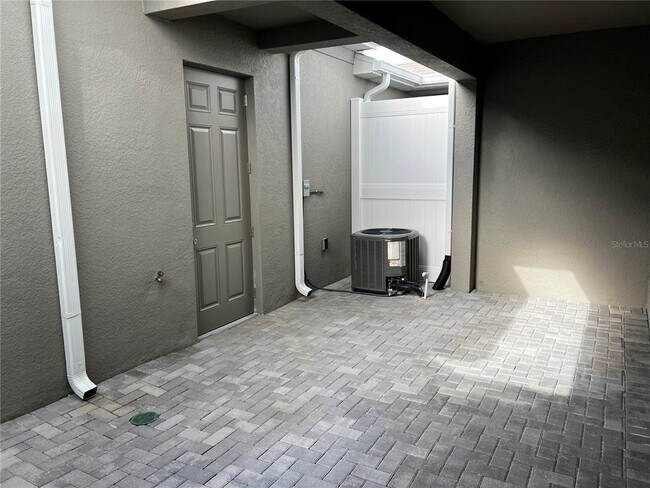 Building Photo - 5210 Ferndale Aly