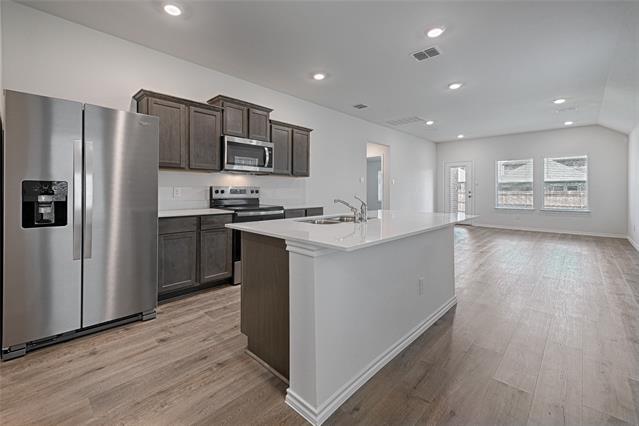 Building Photo - 598 Minnie Ln