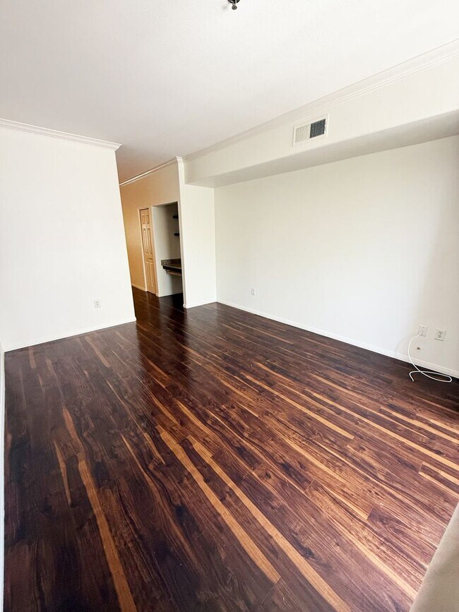 Building Photo - The Mills at Cortez Hill 1 Bed/1 Bath For ...