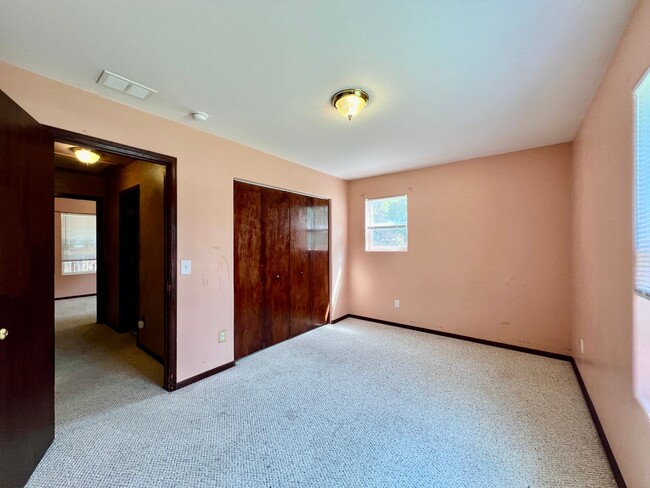 Building Photo - Single Family Home in Silt for Rent