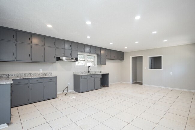 Building Photo - COMING SOON – Room to Live, Space to Grow | 3BR Home + $500 OFF First Month