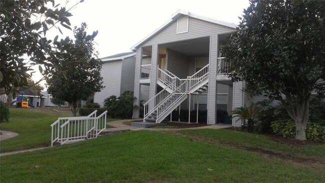 Building Photo - 2584 Grassy Point Dr