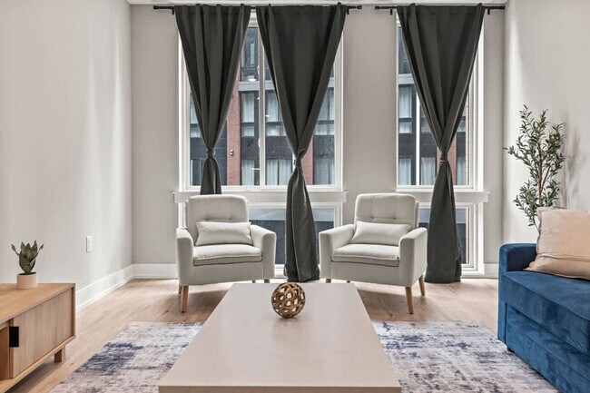 Building Photo - 916 N Delaware Ave