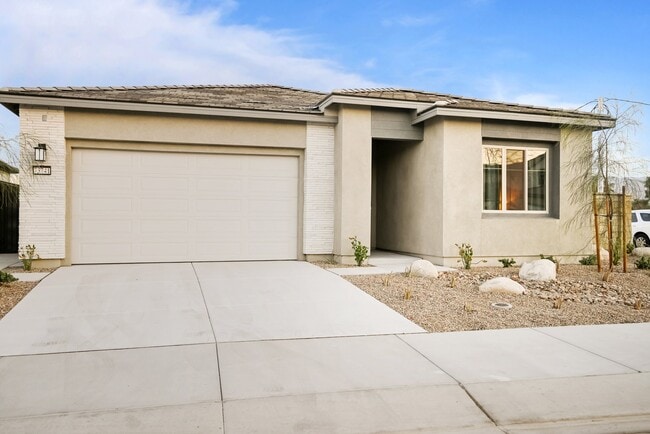 Building Photo - 73741 Willow Crk Dr