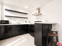 Building Photo - 12014 Kling St