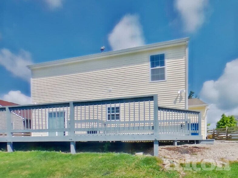 Building Photo - 404 W Warrior Ct