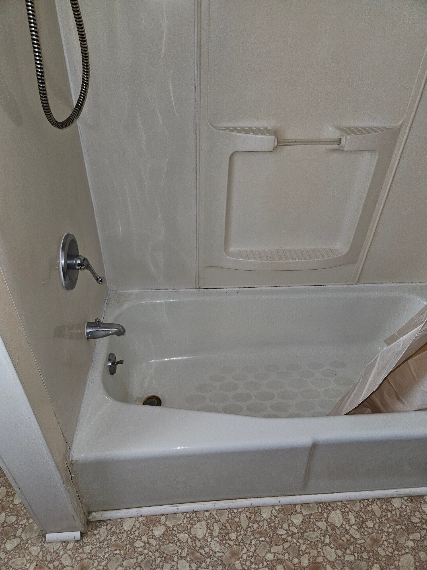 Building Photo - 70 Elm St