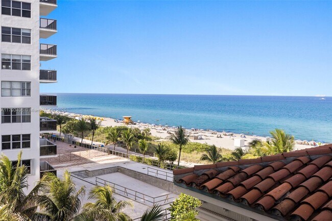 Building Photo - 5959 Collins Ave