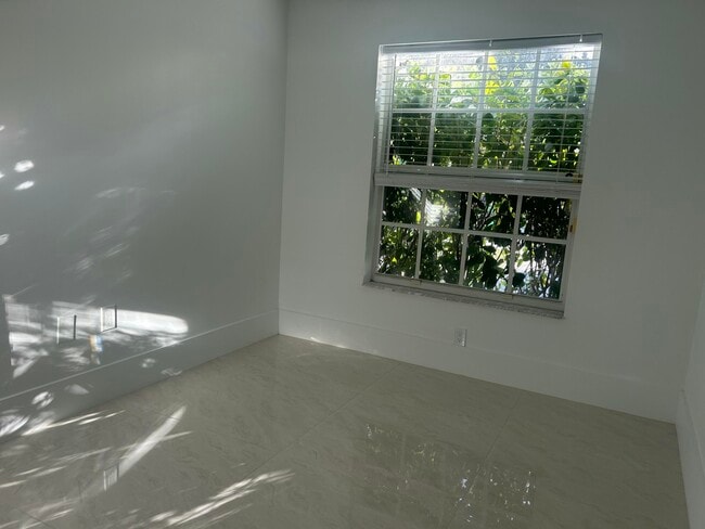 Building Photo - 9201 NW 55th St