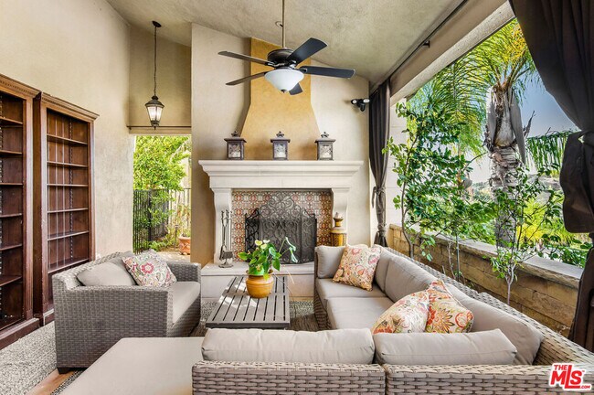 Building Photo - 24908 Bella Vista Dr