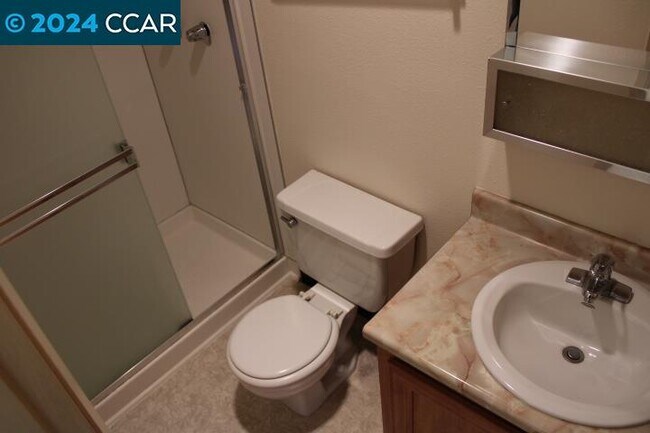 Building Photo - 1531 Liberty St