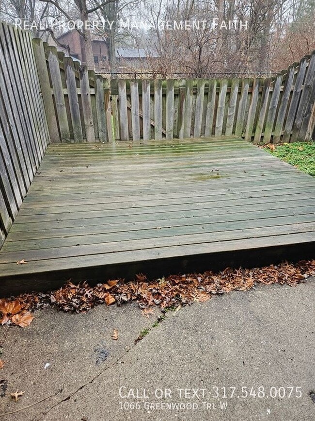 Building Photo - 1066 Greenwood Trail W Dr