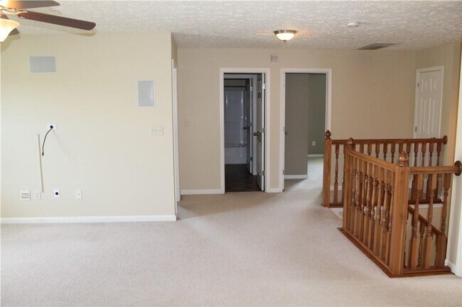 Building Photo - Beautiful 4 BR Home in Brownsburg!