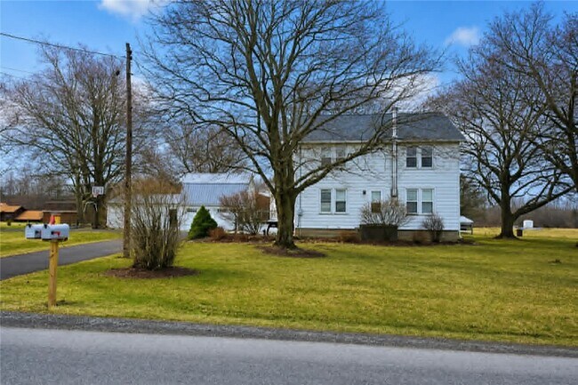 Building Photo - 1084 Yale Farm Rd