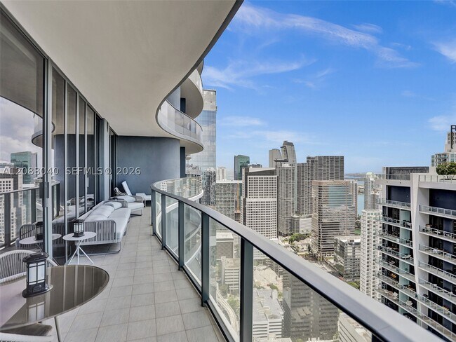 Building Photo - 1000 Brickell Ave