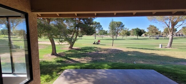 Building Photo - 27535 Lakeview Dr