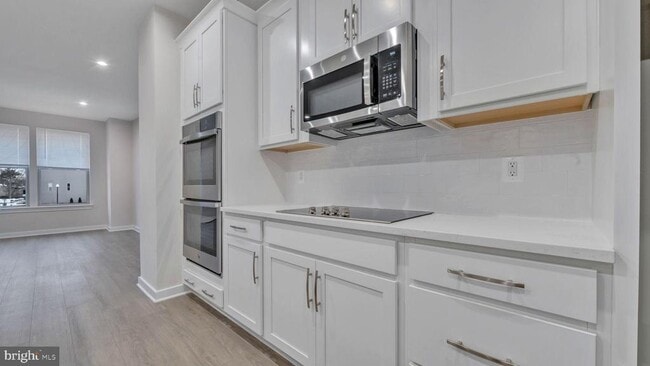 Building Photo - 13170 Arches Rd