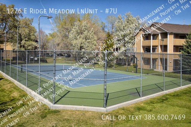 Building Photo - 1276 E Ridge Mdw