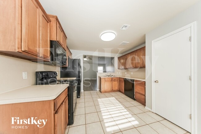 Building Photo - 3105 SW 104th Terrace