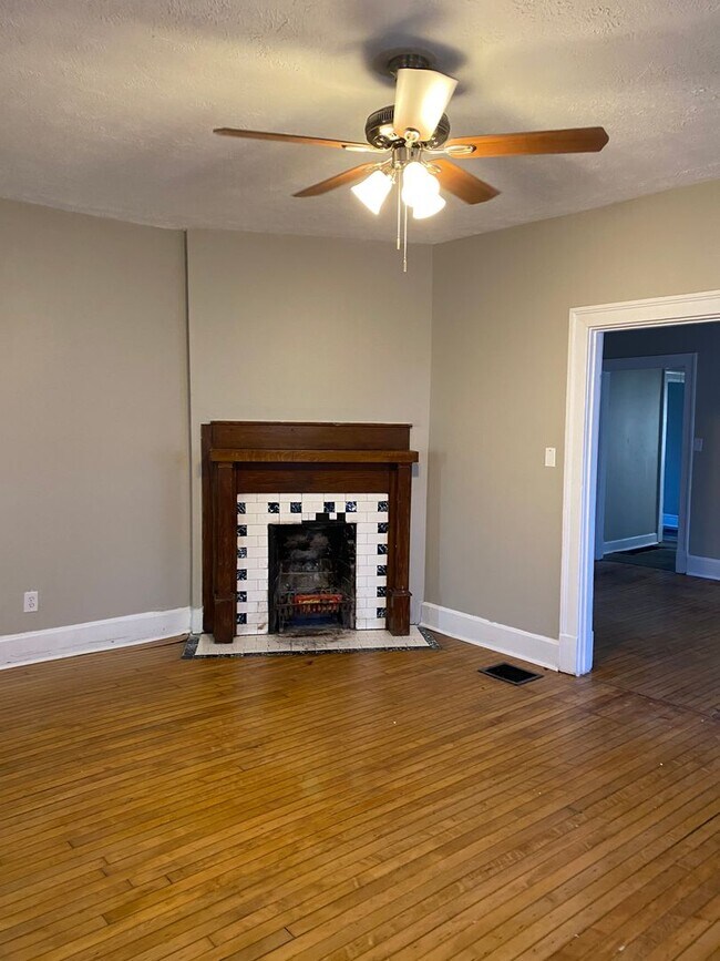 Building Photo - 486 Price Rd