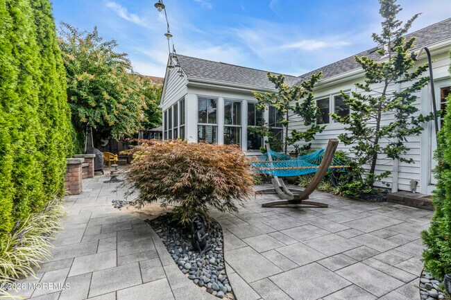 Building Photo - 67 N Farragut Ave