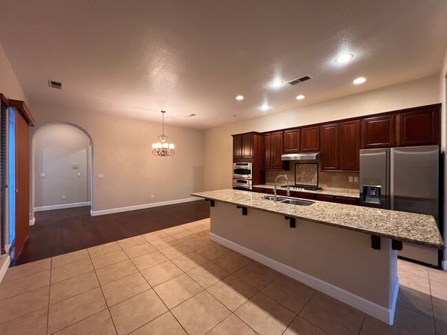 Building Photo - Large Home located in the Gated Community of Dorado in S. Reno