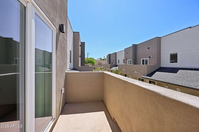 Building Photo - 2116 JENNIFER LYNN Way