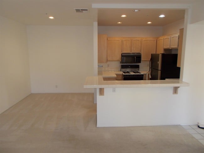 Building Photo - 16912 Sims Lane