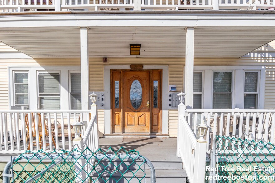 Building Photo - 3957 Washington St