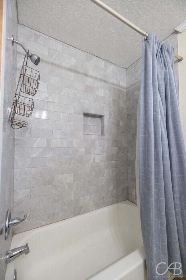 Building Photo - For Lease