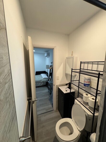 Building Photo - 3321 SW 35th St