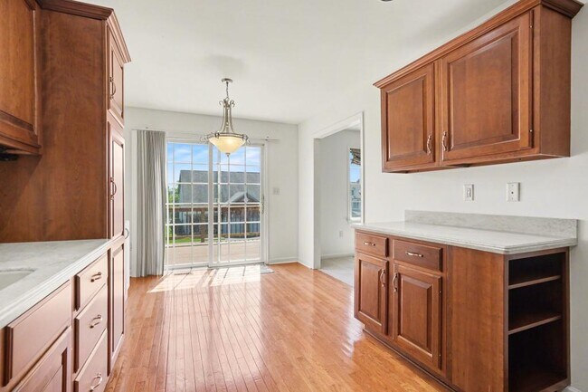 Building Photo - 5050 Mendenhall Dr.