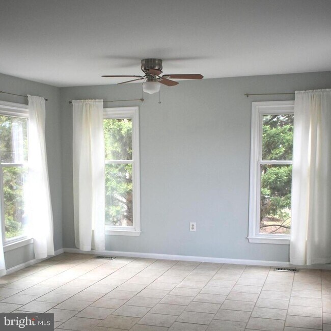 Building Photo - 46336 Haven Terrace