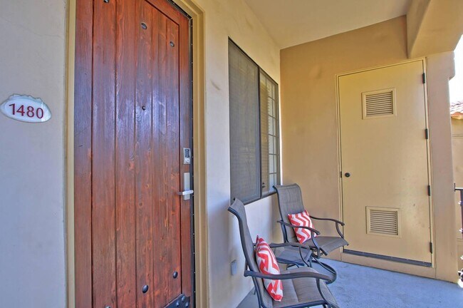 Building Photo - 50630 Santa Rosa Plz