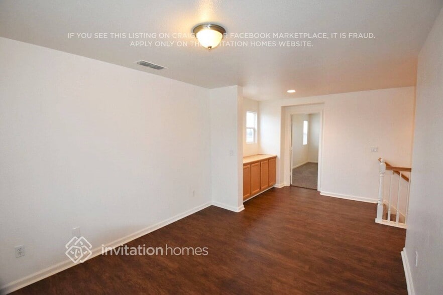 Building Photo - 5542 Ravine Ct