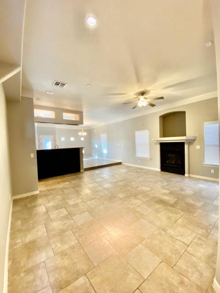 Building Photo - 2233 Amber Point Pl