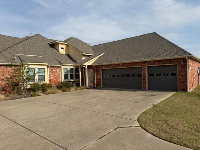 Building Photo - 2348 St Paul Rd