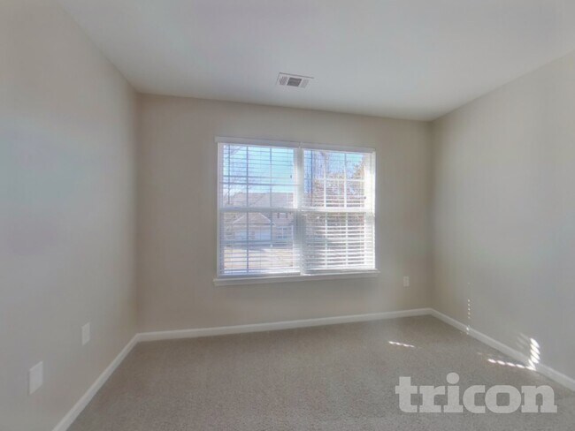 Building Photo - 2020 Universe Ct