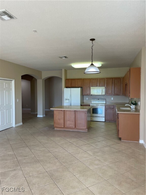 Building Photo - 14961 Reflection Key Cir