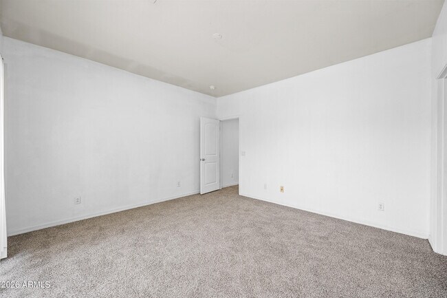 Building Photo - 4608 W Maryland Ave