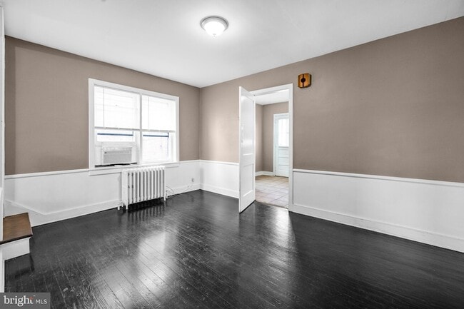 Building Photo - 123 Eastlawn Ave