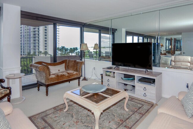 Building Photo - 4200 N Ocean Dr