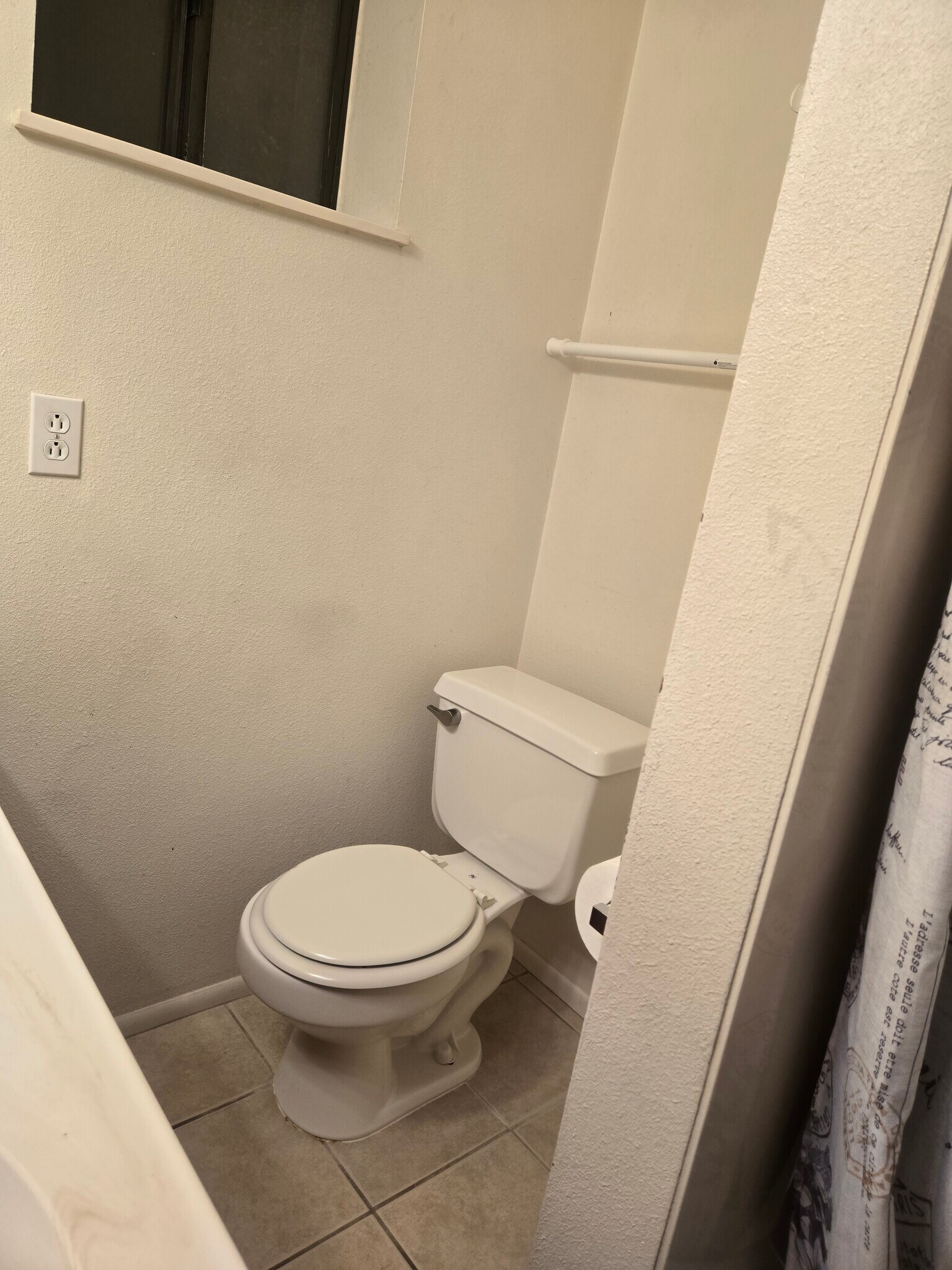 Bathroom - 709 N 8th St