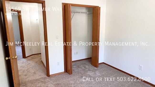 Building Photo - 15569 SW Farmer Way